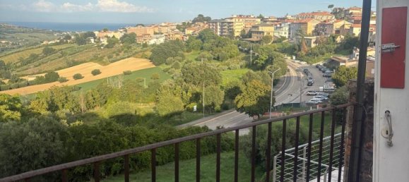 4 bedrooms House in Fermo, Italy No. 330916 17