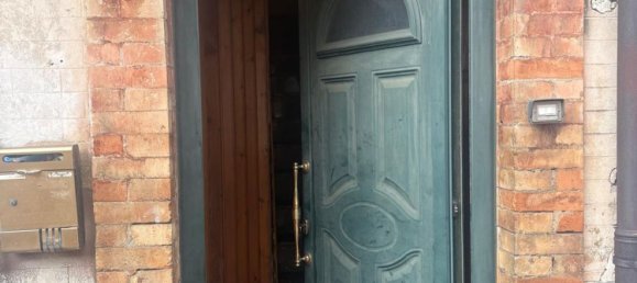 4 bedrooms House in Fermo, Italy No. 330916 9