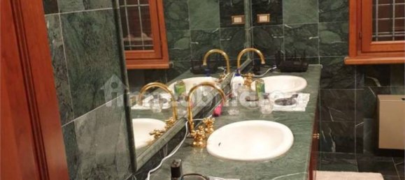 10 chambres Villa à Traversetolo, Italy No. 74994 34