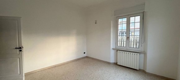3 rooms Apartment in San Benedetto del Tronto, Italy No. 25486 13