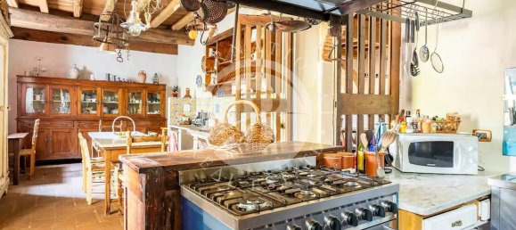 Villa de 13 dormitorios en Lucca, Italy No. 102379 19