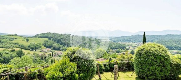 Villa de 13 dormitorios en Lucca, Italy No. 102379 5