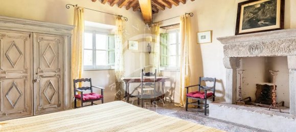 Villa de 13 dormitorios en Lucca, Italy No. 102379 30