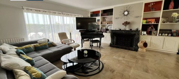 6 bedrooms House in Crepy-en-Valois, France No. 97355 2