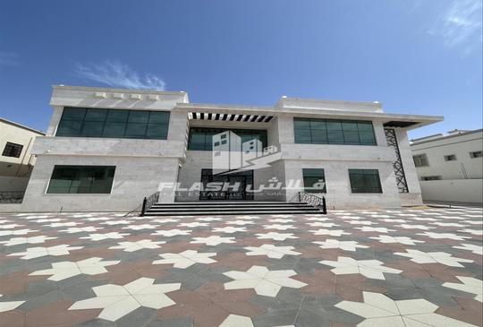 5 bedrooms Villa in Al Dhait, UAE No. 107356