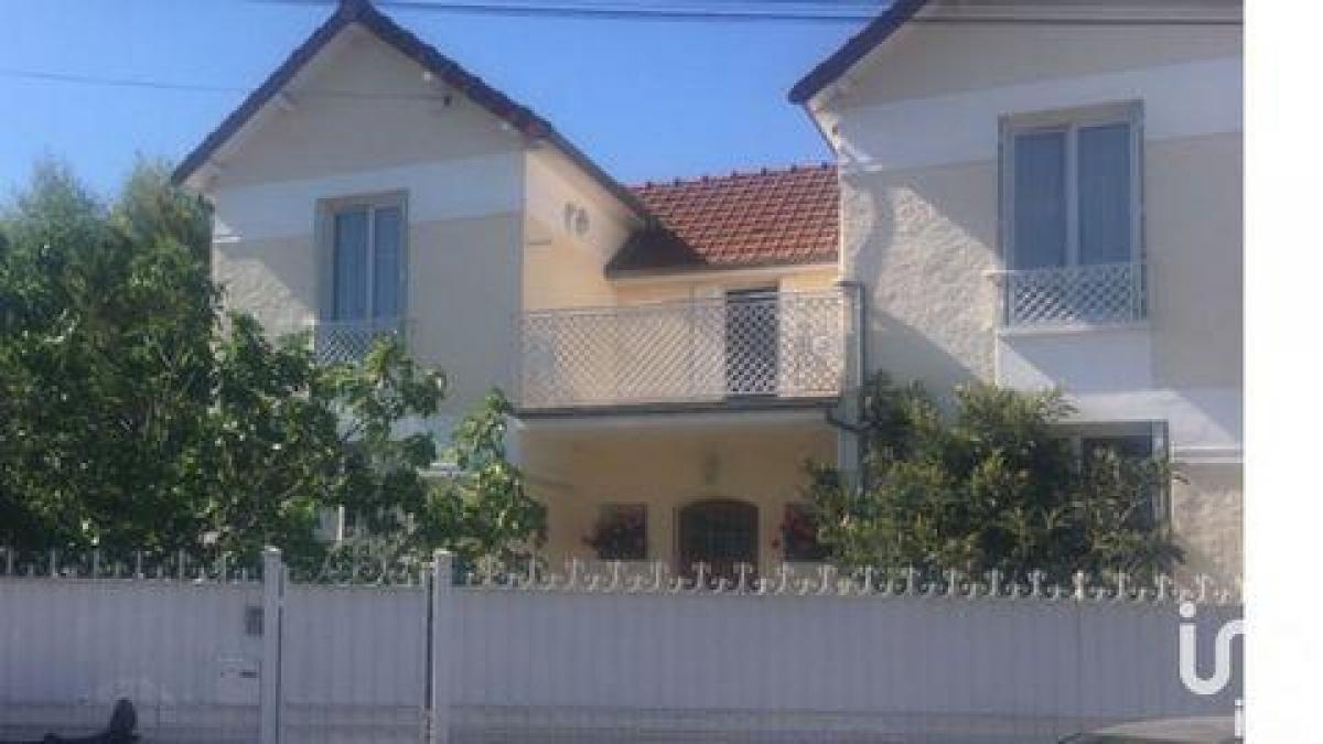 6 غرف نوم منزل في Troyes, France رقم 27768