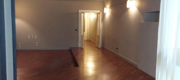 6 rooms Building in Brescia, Italy No. 36164 2