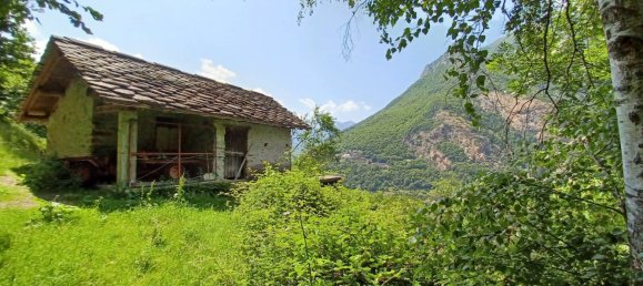 Casa de 2 dormitorios en Pont Saint Martin, Italy No. 291713 12