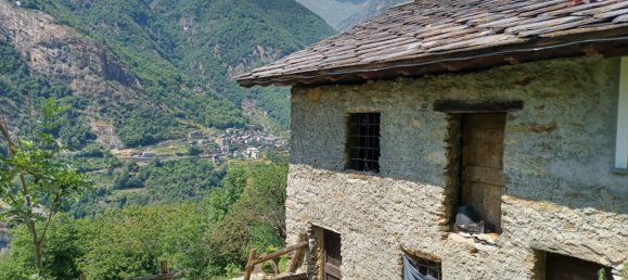 Casa de 2 dormitorios en Pont Saint Martin, Italy No. 291713 2