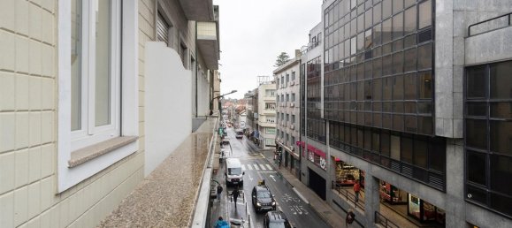 3 bedrooms Apartment in Porto, Portugal No. 53432 29