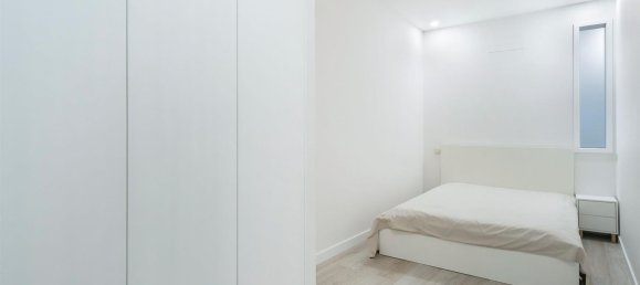 3 bedrooms Apartment in Porto, Portugal No. 53432 23