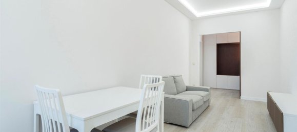3 bedrooms Apartment in Porto, Portugal No. 53432 7