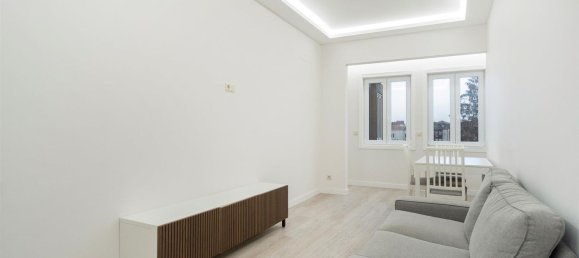 3 bedrooms Apartment in Porto, Portugal No. 53432 4