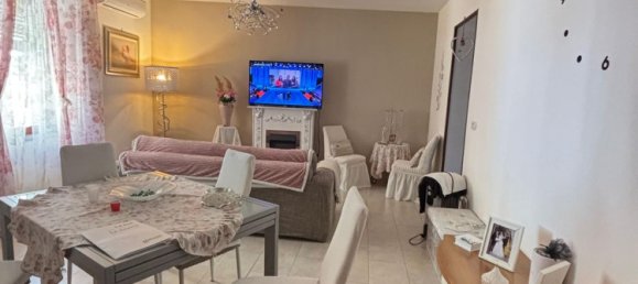 2غرفة شقة في Naples, Italy رقم 56705 2