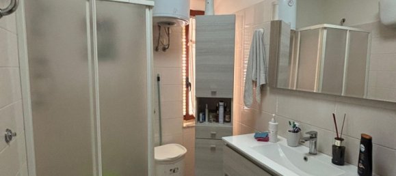 2غرفة شقة في Naples, Italy رقم 56705 9