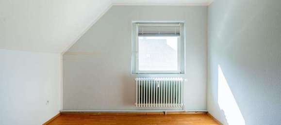 7 rooms Townhouse in Wittmund, Germany No. 145961 9