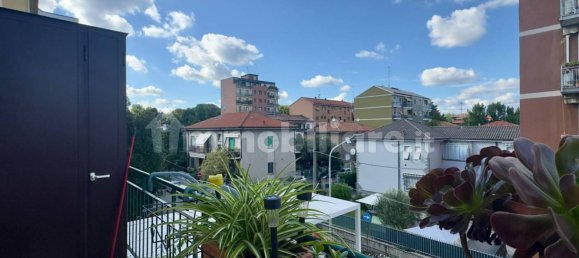Apartamento de 1 dormitorio en Cinisello Balsamo, Italy No. 340637 12