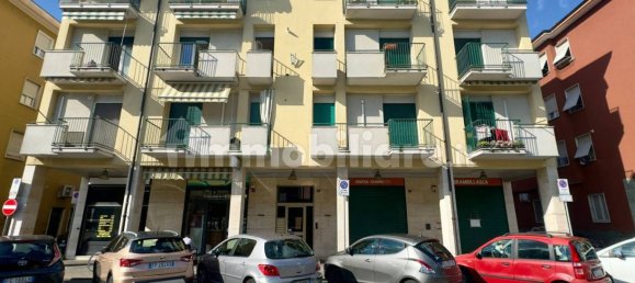 Apartamento de 1 dormitorio en Cinisello Balsamo, Italy No. 340637 22