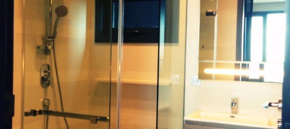 1 bedroom Condo in Khlong Toei, Thailand No. 9494 6