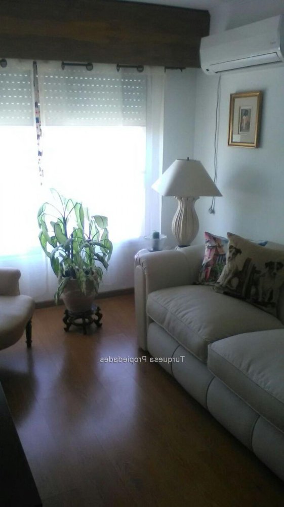 2 bedrooms Apartment in Montevideo, Uruguay No. 10726