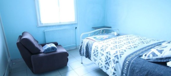 4 Schlafzimmer Haus in Saint-Jean-de-la-Ruelle, France, Nr. 53244 5