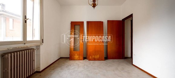 3 bedrooms Apartment in Faenza, Italy No. 374273 18