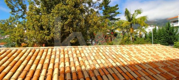 Дом с 7 спальнями в Фуншал, Португалия № 84779 48