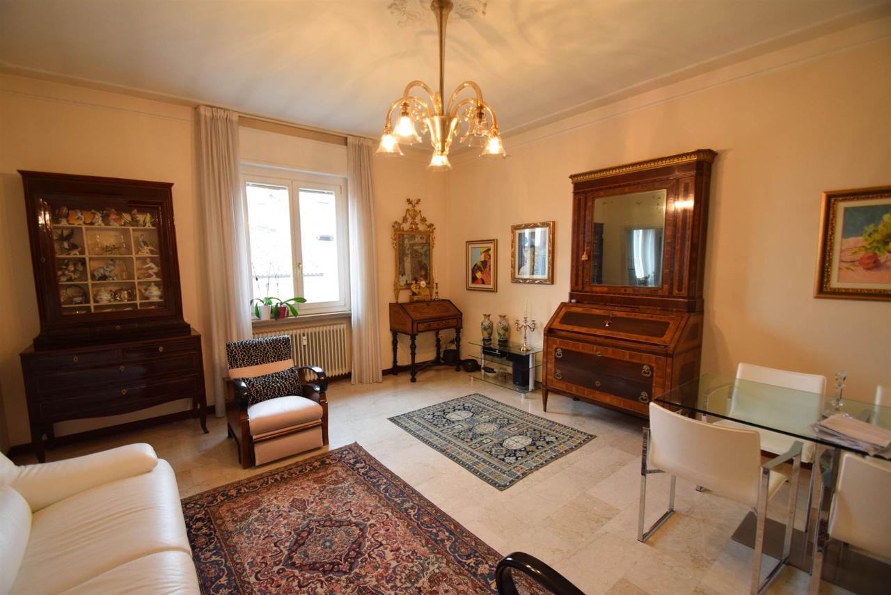 Apartamento de 4 habitaciónes en Piacenza, Italy No. 26714