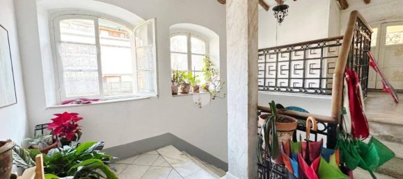 Apartamento de 2 dormitorios en Carrara, Italy No. 277188 3