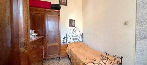 Apartamento de 2 dormitorios en Carrara, Italy No. 277188 9