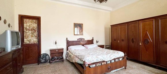 Apartamento de 2 dormitorios en Carrara, Italy No. 277188 20