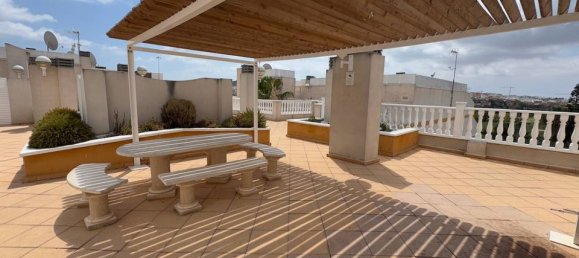 Apartamento de 2 dormitorios en Alicante, Spain No. 180262 14