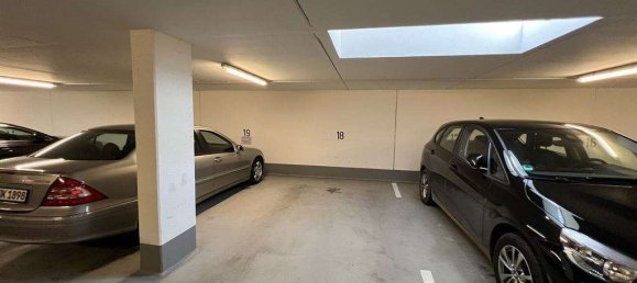 Parking à Erlangen, Germany No. 73801 3