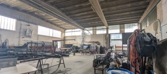 Lagerhaus in Calcinato, Italy 455m², Nr. 335625 15