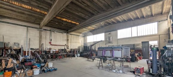 Lagerhaus in Calcinato, Italy 455m², Nr. 335625 27