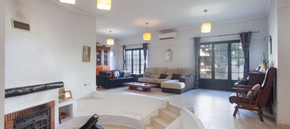 4 bedrooms House in Seixal, Portugal No. 275988 2