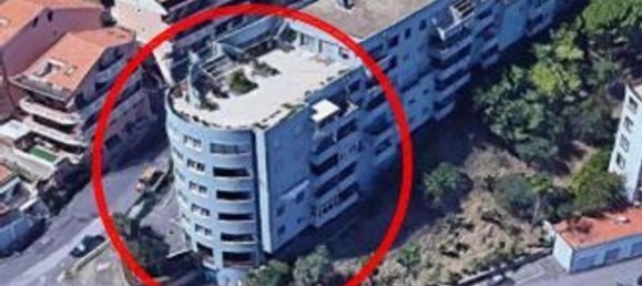 5 rooms Apartment in Messina, Italy No. 40886 3