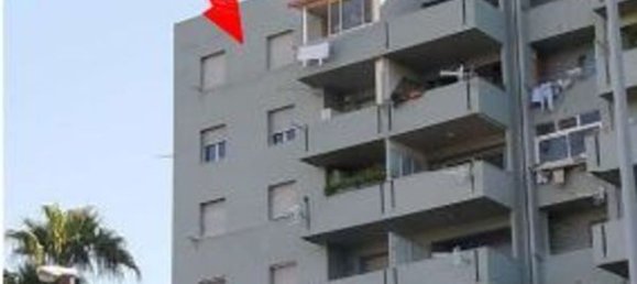 5 rooms Apartment in Messina, Italy No. 40886 4