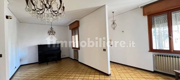 3 bedrooms House in Modena, Italy No. 326262 3