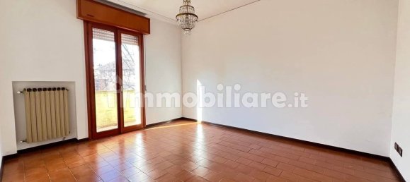 3 bedrooms House in Modena, Italy No. 326262 8