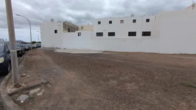 Terreno en Arrecife, Spain No. 97510