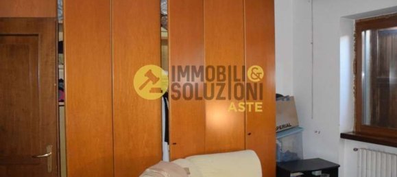 3 bedrooms Apartment in Urgnano, Italy No. 370071 7