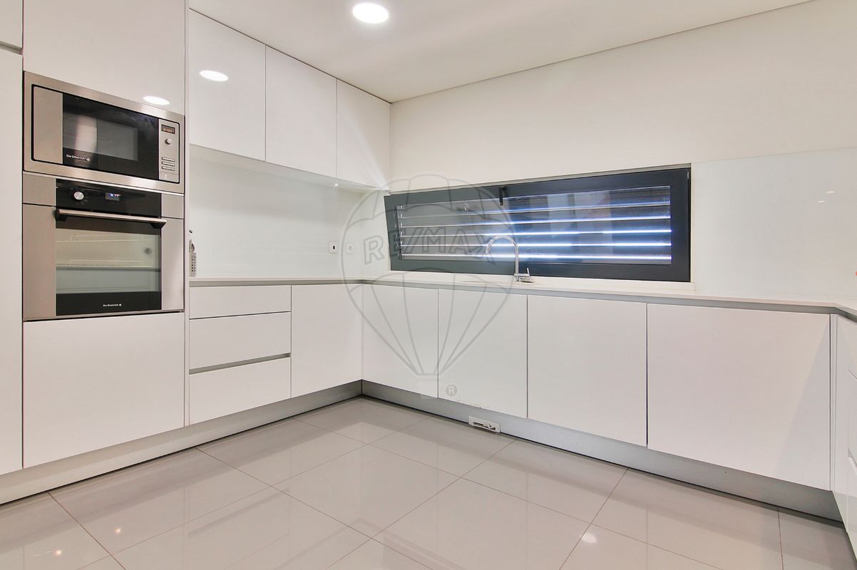 5 غرف نوم فيلا في Porto, Portugal رقم 22156