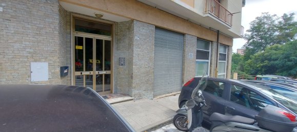 Garaje en Genoa, Italy 25 m² No. 350907 2