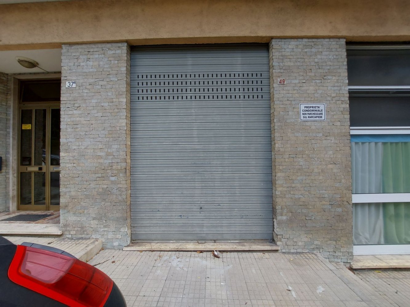 Garaje en Genoa, Italy 25 m² No. 350907