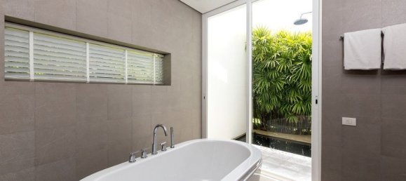 4 bedrooms Villa in Phuket, Thailand No. 5907 11