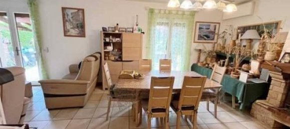 4 bedrooms House in Eure, France No. 357166 4