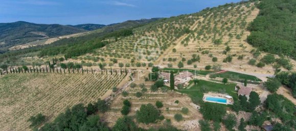 4 bedrooms House in Radda in Chianti, Italy No. 104643 11