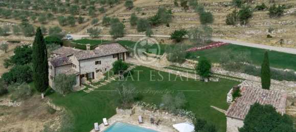 4 bedrooms House in Radda in Chianti, Italy No. 104643 12