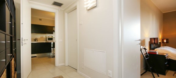 2 rooms Apartment in Milan, Italy No. 247536 9
